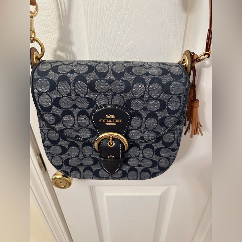 Coach Navy and Tan Signature Crossbody Bag - Picture 2 of 7